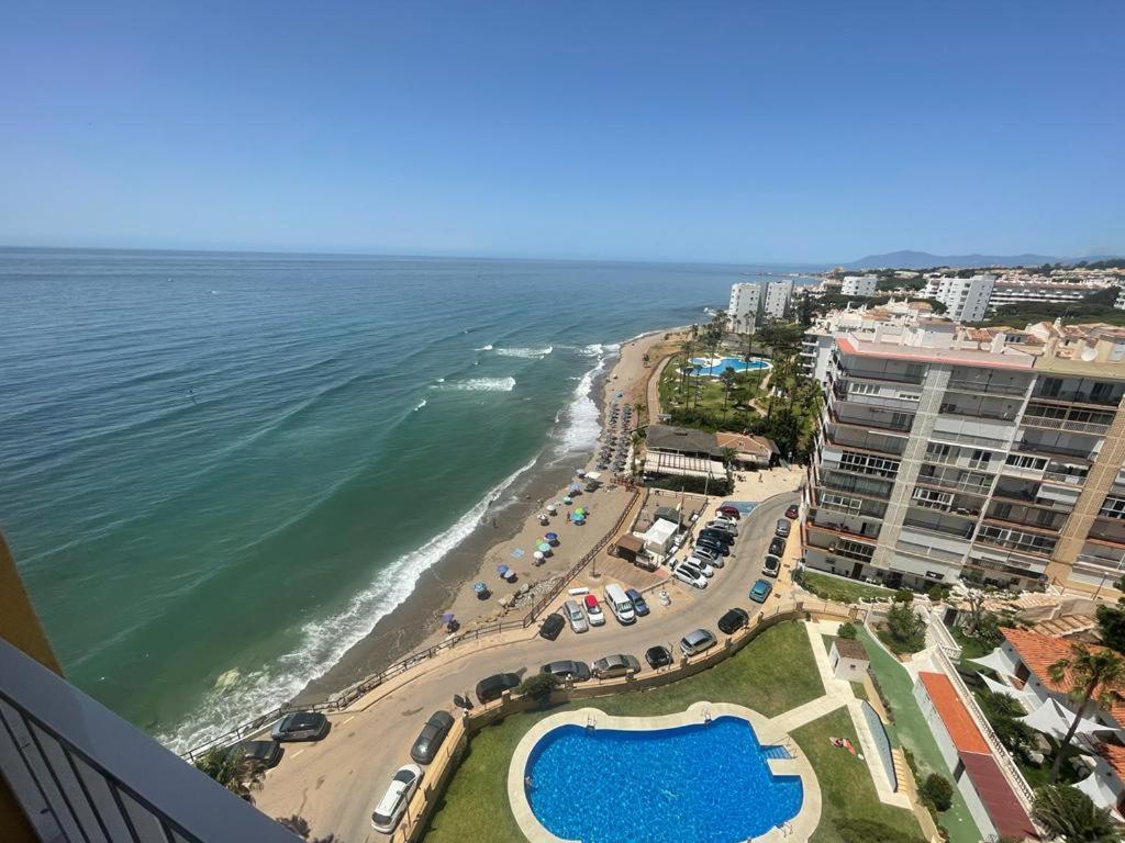 מאלגה Studio On The Beach Front מראה חיצוני תמונה