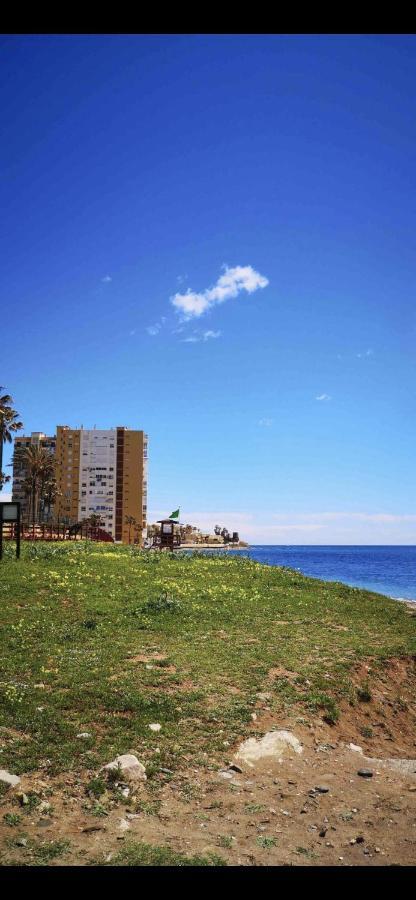 מאלגה Studio On The Beach Front מראה חיצוני תמונה
