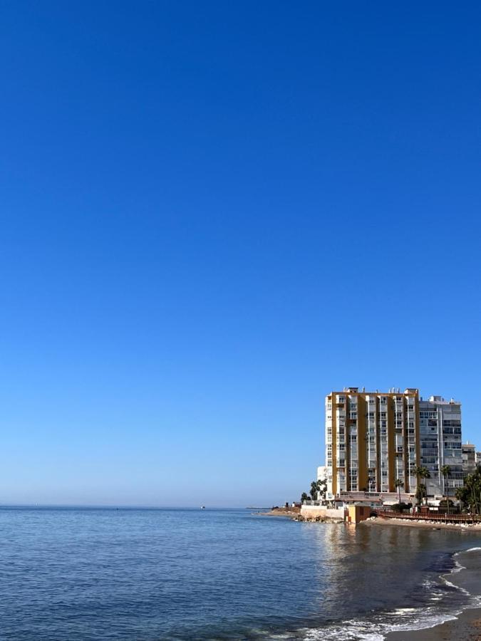 מאלגה Studio On The Beach Front מראה חיצוני תמונה